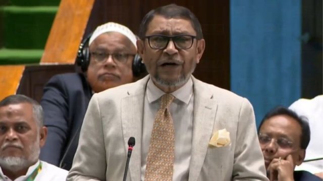 জলাতঙ্ক ভ্যাকসিনের কোনো অভাব হবে না : স্বাস্থ্যমন্ত্রী