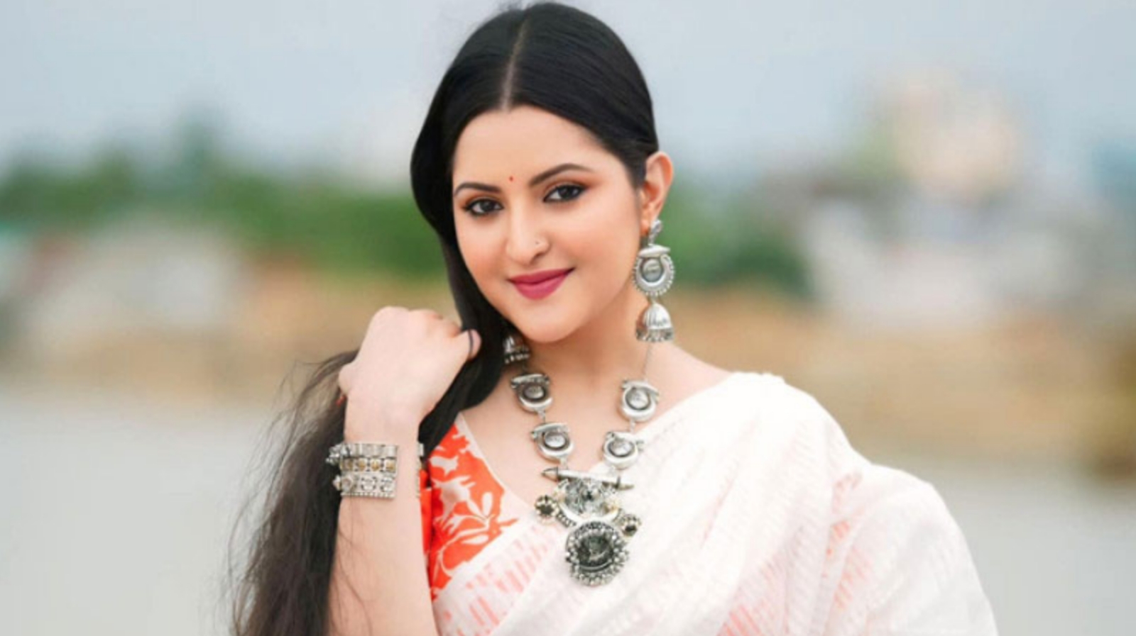 গৃহকর্মীকে মারধর, চিত্রনায়িকা পরীমণির বিরুদ্ধে থানায় অভিযোগ