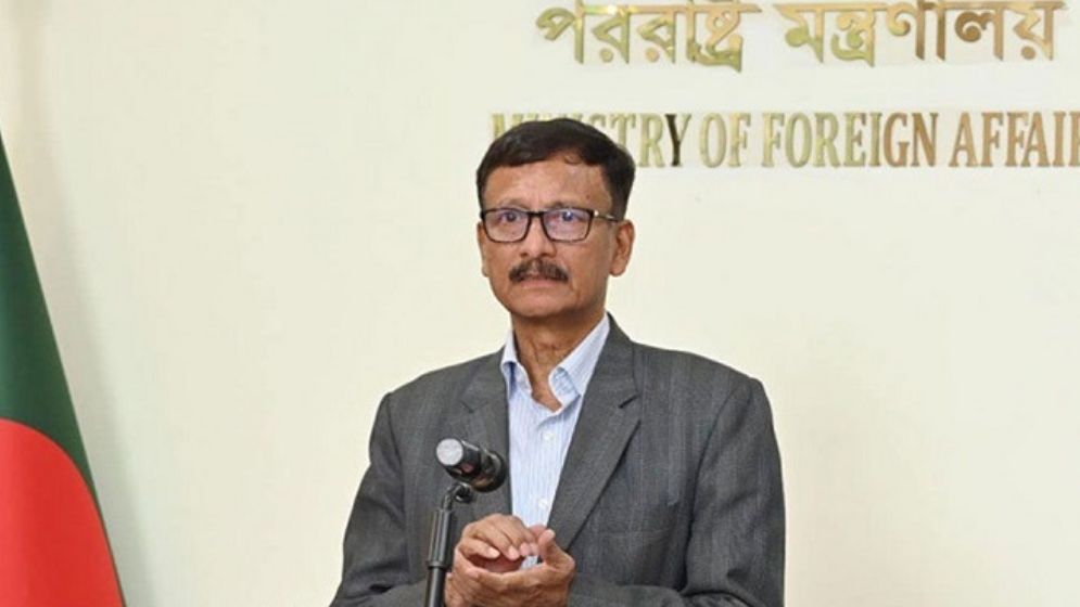চীন ও পাকিস্তানের সঙ্গে জোট করছে না বাংলাদেশ: পররাষ্ট্র উপদেষ্টা
