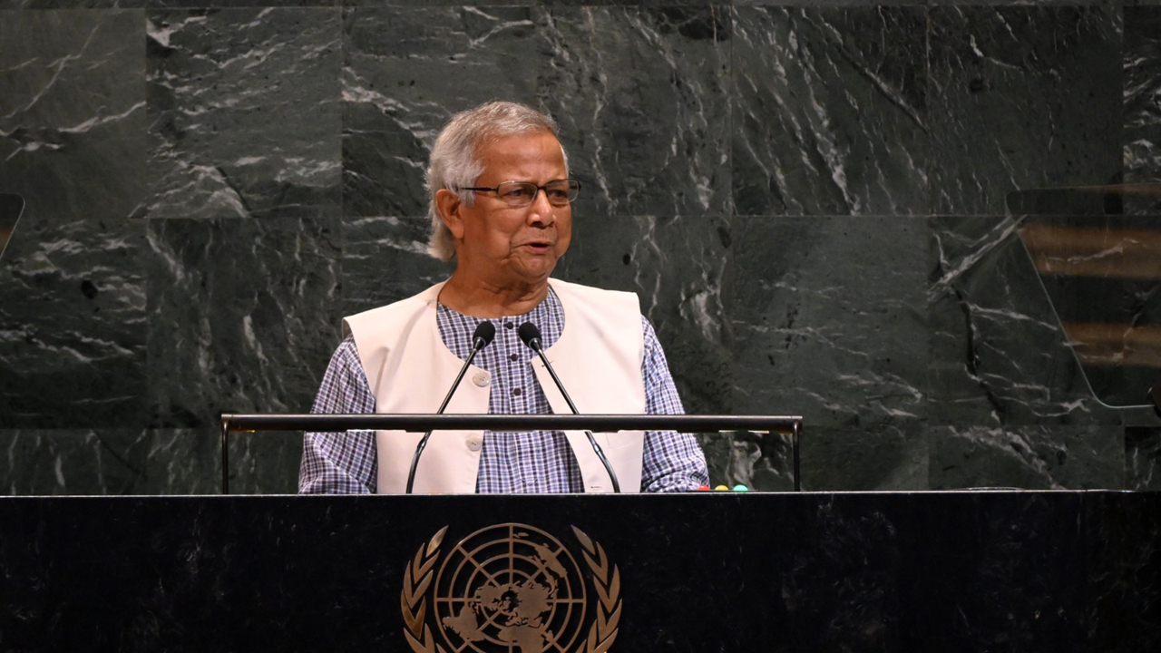 বৈশ্বিক অস্ত্র নিয়ন্ত্রণ চুক্তিগুলোকে পুনরুজ্জীবিত করার দাবি ড. ইউনূসের