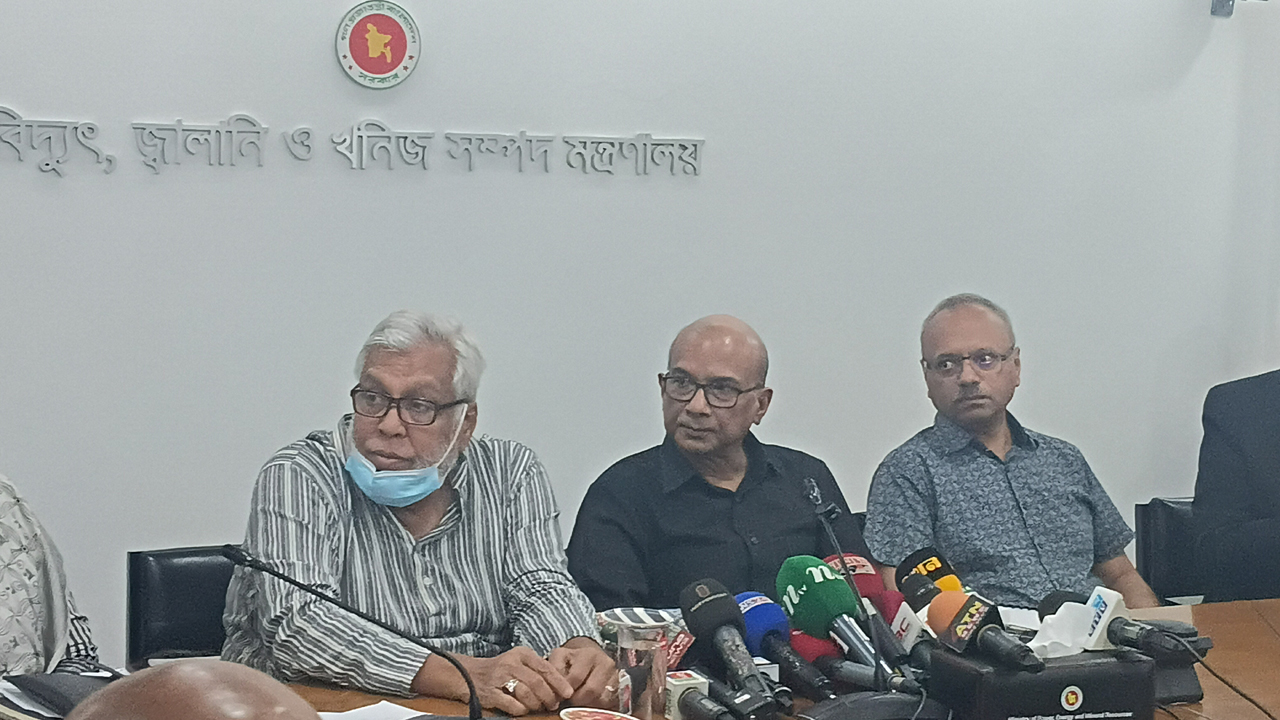 আদানির সঙ্গে চুক্তি নিয়ে যা বললেন জ্বালানি উপদেষ্টা